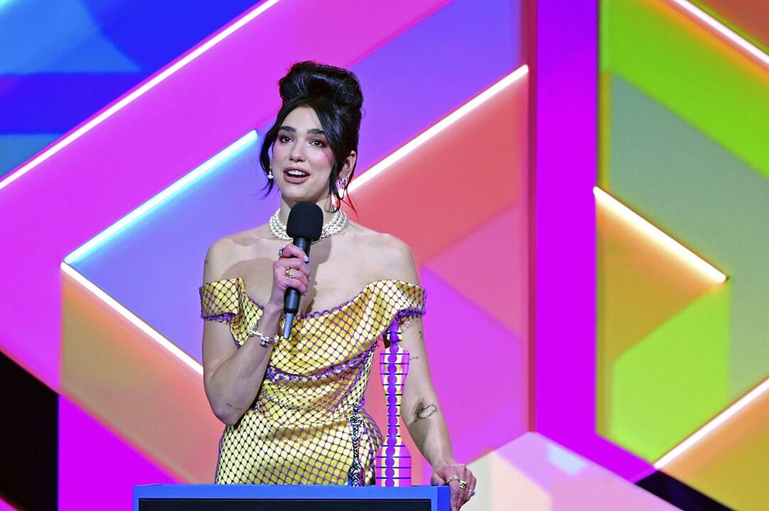Per „Brit Awards“ ceremoniją už „Metų albumą“ pagerbta Dua Lipa