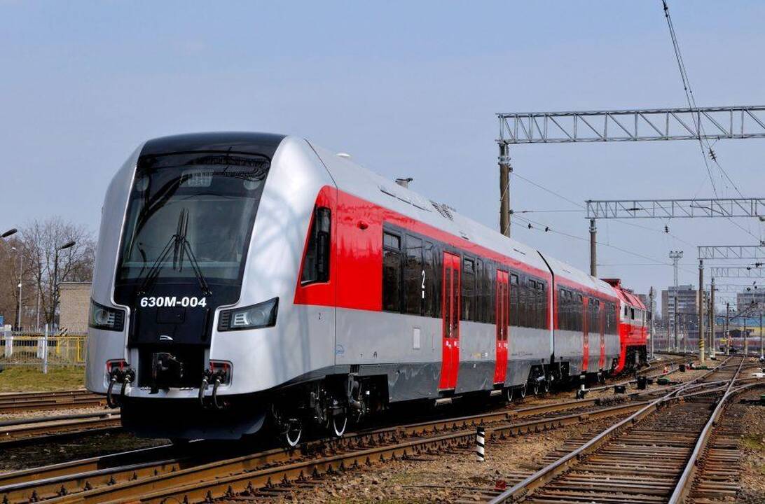 Optimizuojamas keleivių vežimas traukiniais: atokesnėse maršrutų dalyse veš autobusai