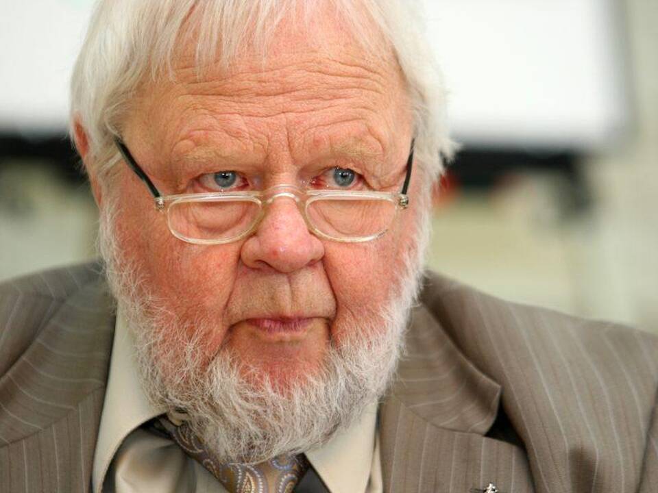 Algirdas Antanas Avižienius