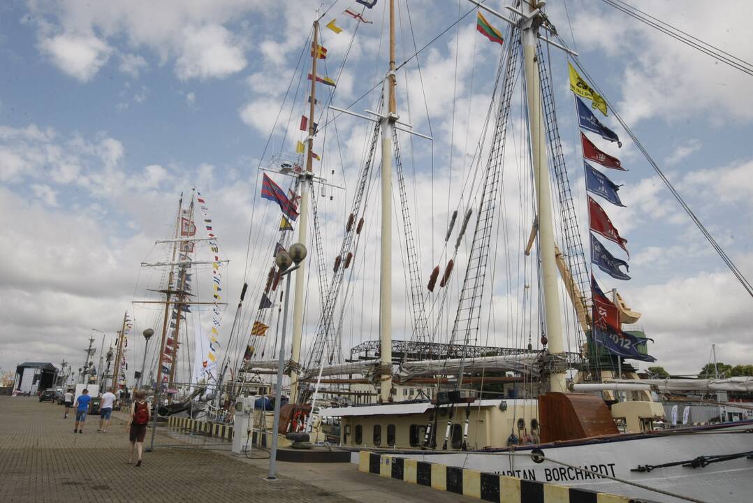 Regata pasiekė Klaipėdą: burlaiviai – įspūdingi