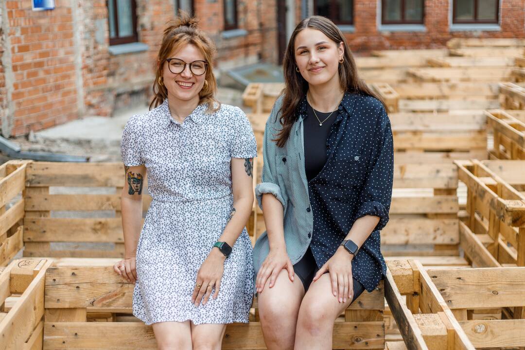 Patogu: Agnė ir Armanda kviečia užsukti į galeriją, kuri dirba po jūsų darbo valandų.