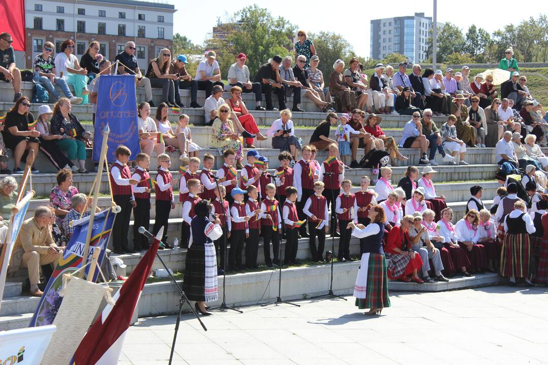 Festivalis „Bunda jau Baltija“