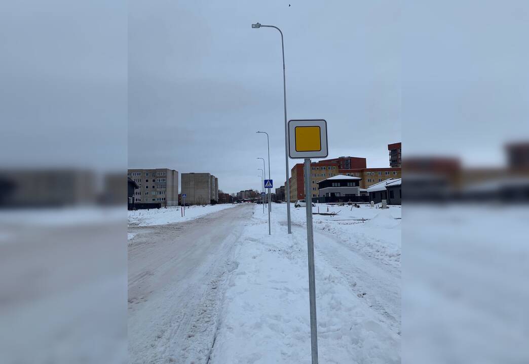 Pastebėjo: naujasis kelio ženklas, esantis Karlskronos g., klaipėdiečiams sukėlė daug juoko.
