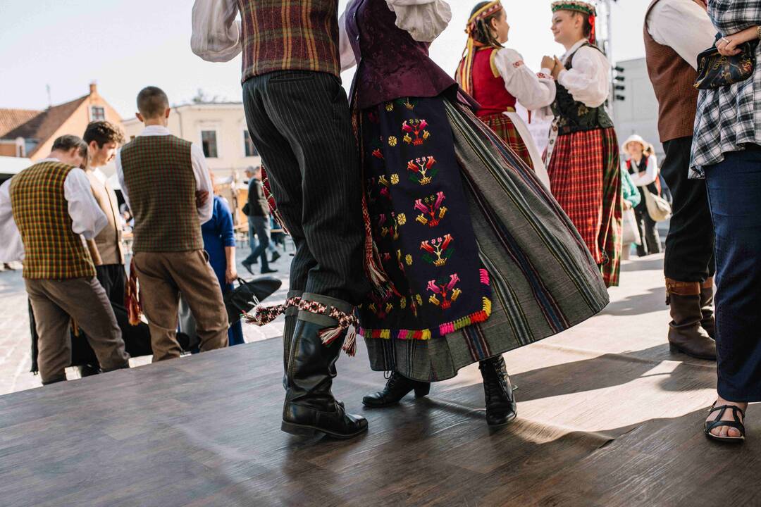 Festivalis „Lauksnos“ kviečia iš arčiau pažvelgti į unikalias tradicijas.