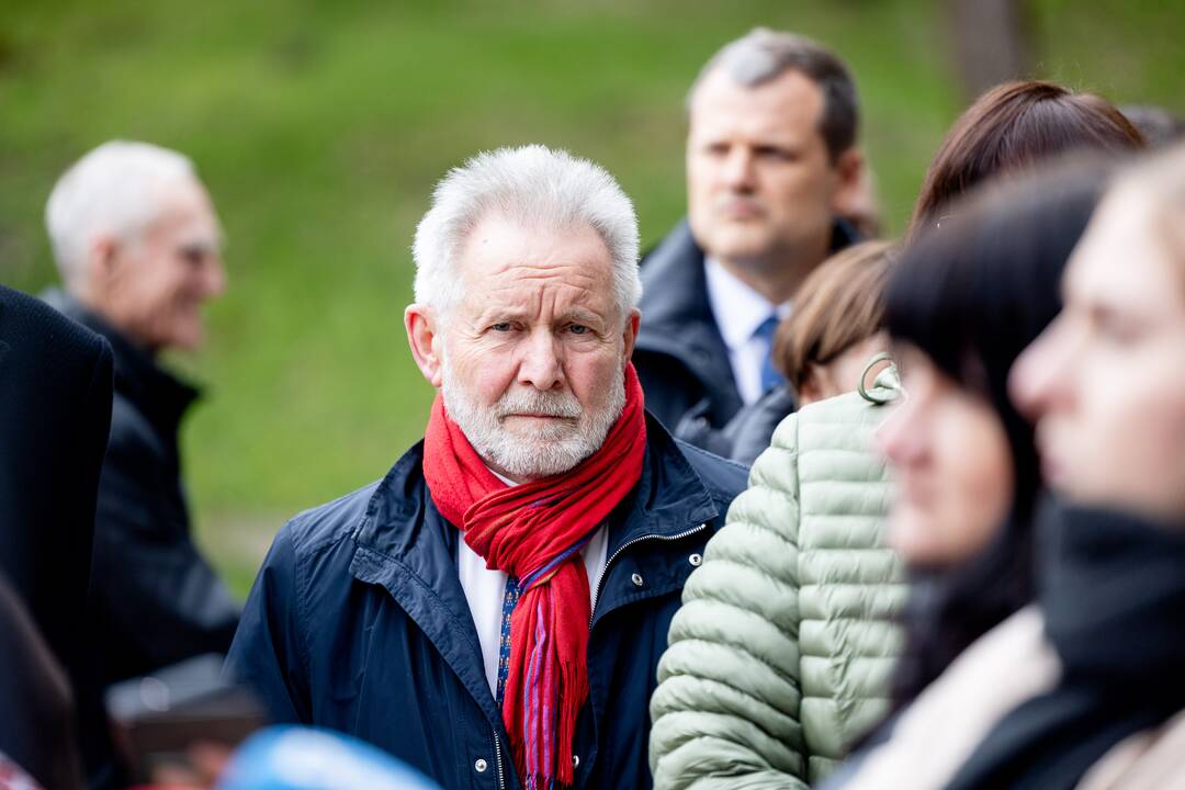 Vilniuje atsisveikinama su G. Kirkilu
