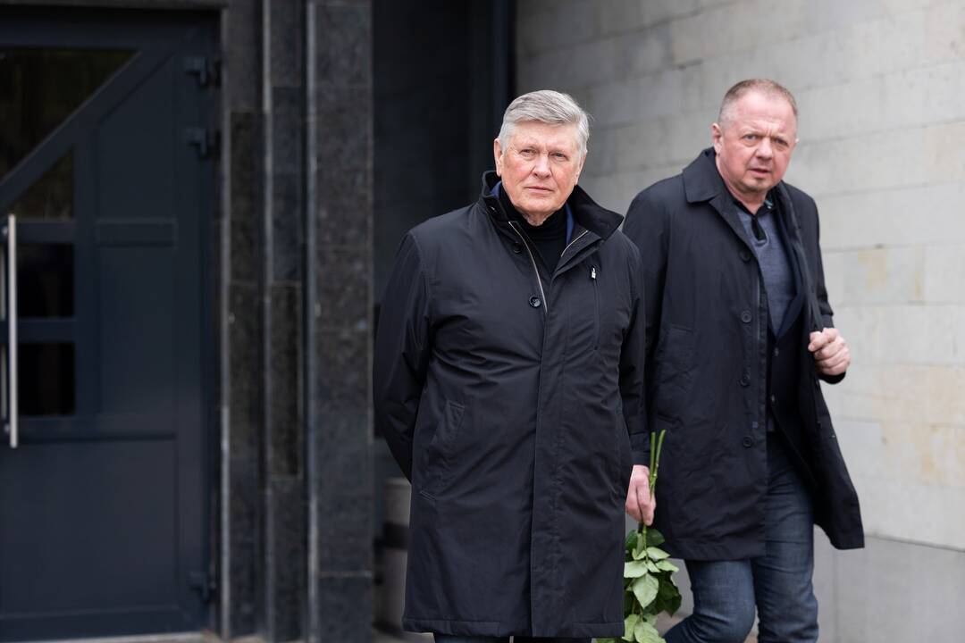 Vilniuje atsisveikinama su G. Kirkilu