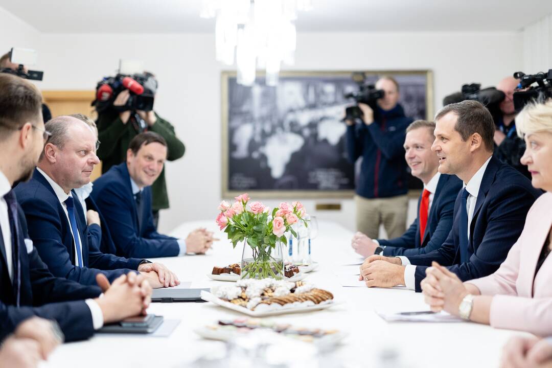 Seime susitiko „Vardan Lietuvos“ ir socialdemokratų partijos