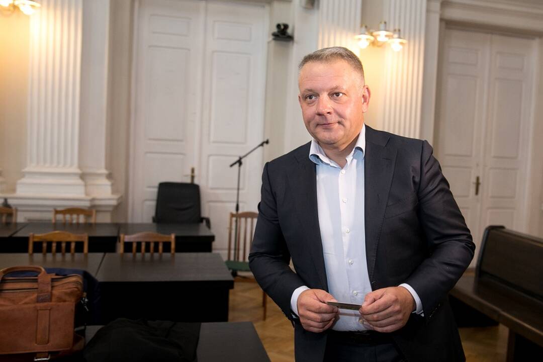 Susituokė E. Masiulis ir jo buvusi padėjėja S. Jucienė