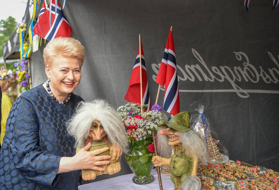 D. Grybauskaitė dalyvavo Vidurvasario šventėje