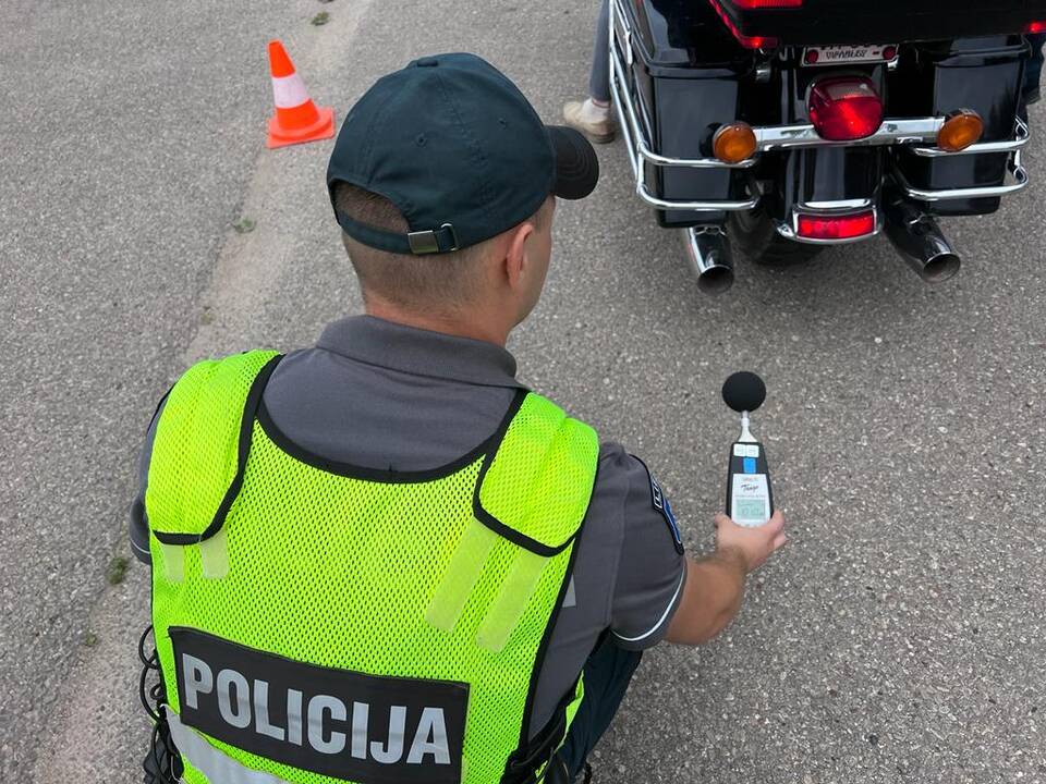 Transporto priemonių triukšmo lygio patikra