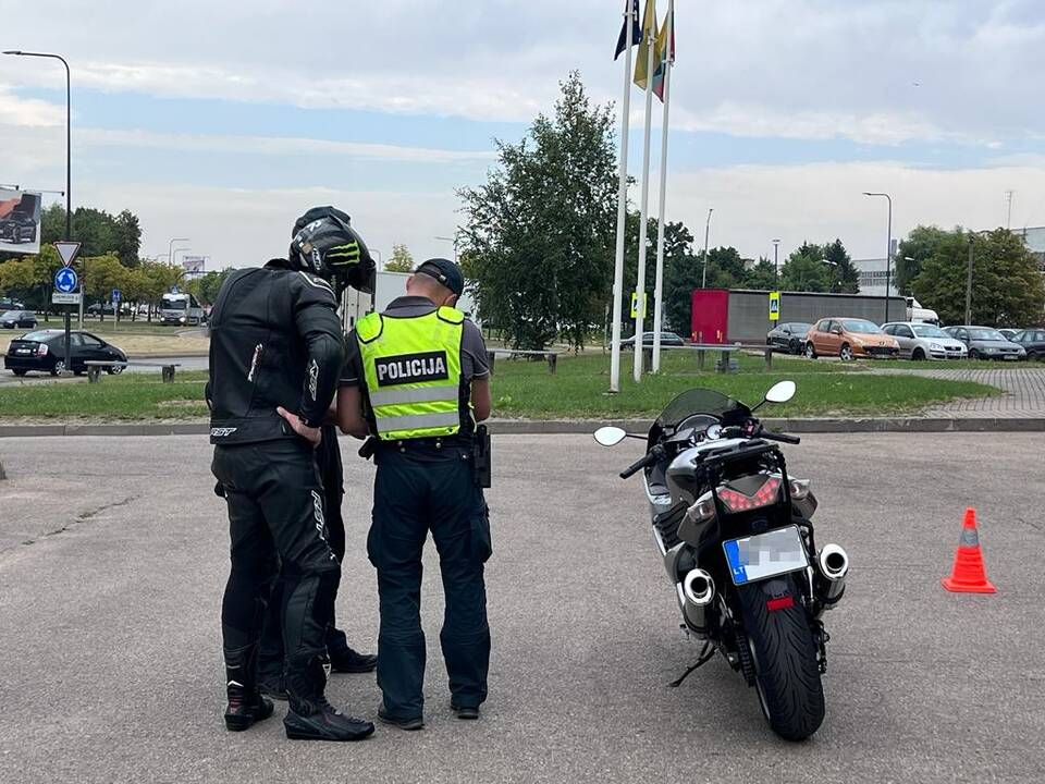 Transporto priemonių triukšmo lygio patikra