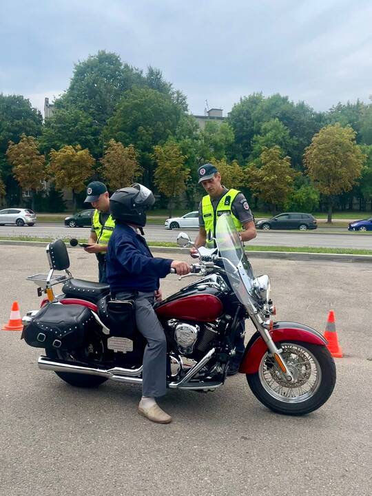 Transporto priemonių triukšmo lygio patikra