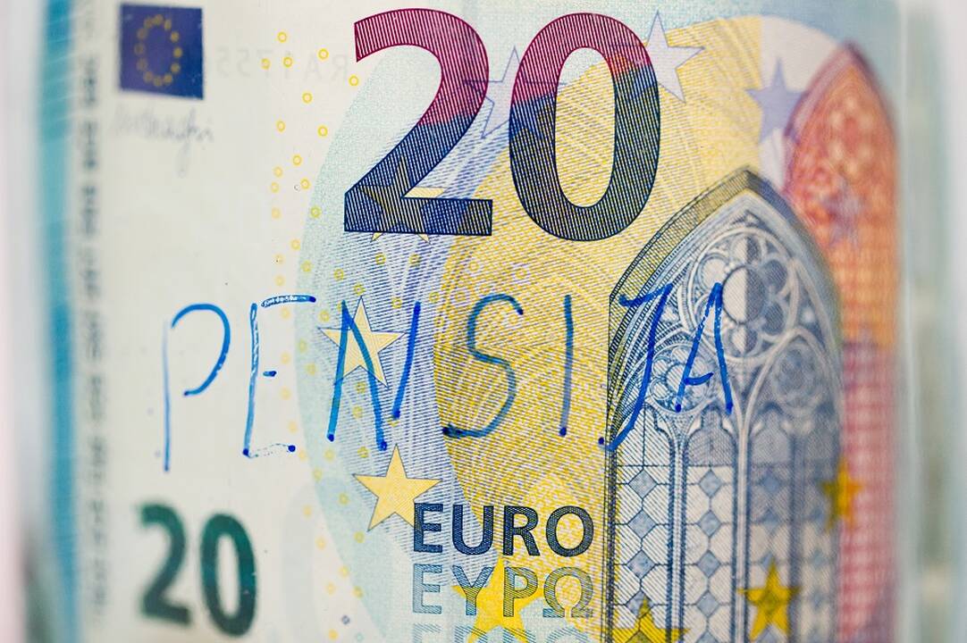 Trišalėje taryboje – valdžios pasiūlymai dėl pasitraukimo iš pensijų fondų