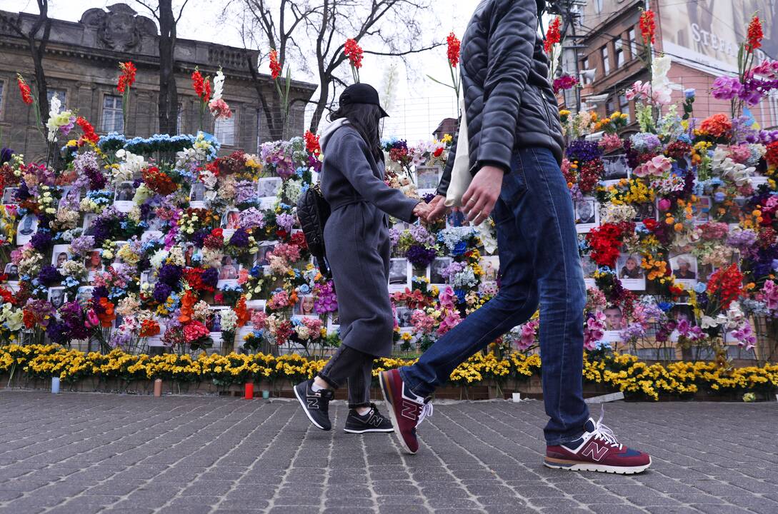 Lvivo centre esantis monumentas žuvusiems Ukrainoje