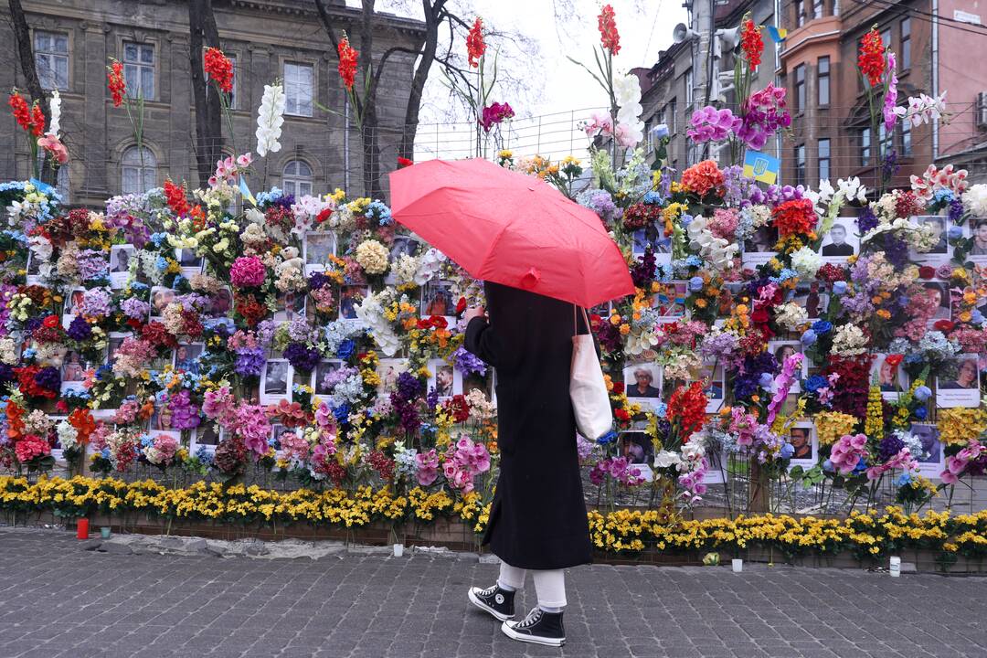 Lvivo centre esantis monumentas žuvusiems Ukrainoje