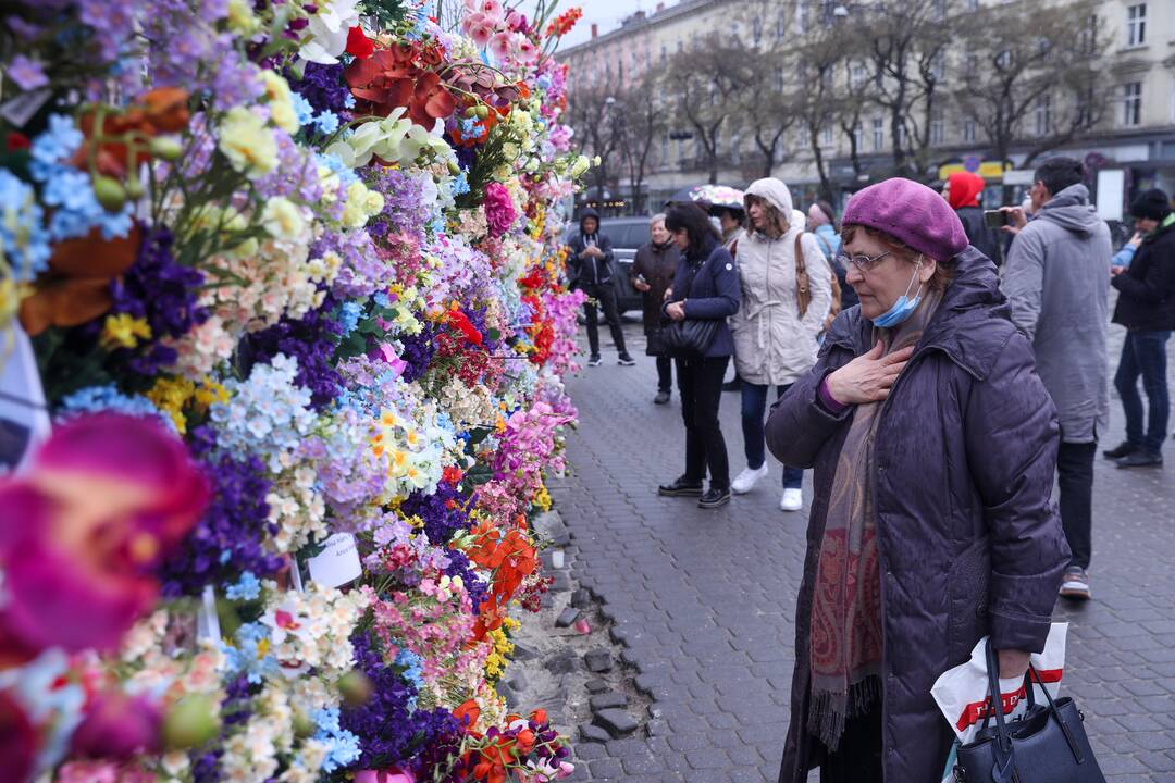 Lvivo centre esantis monumentas žuvusiems Ukrainoje