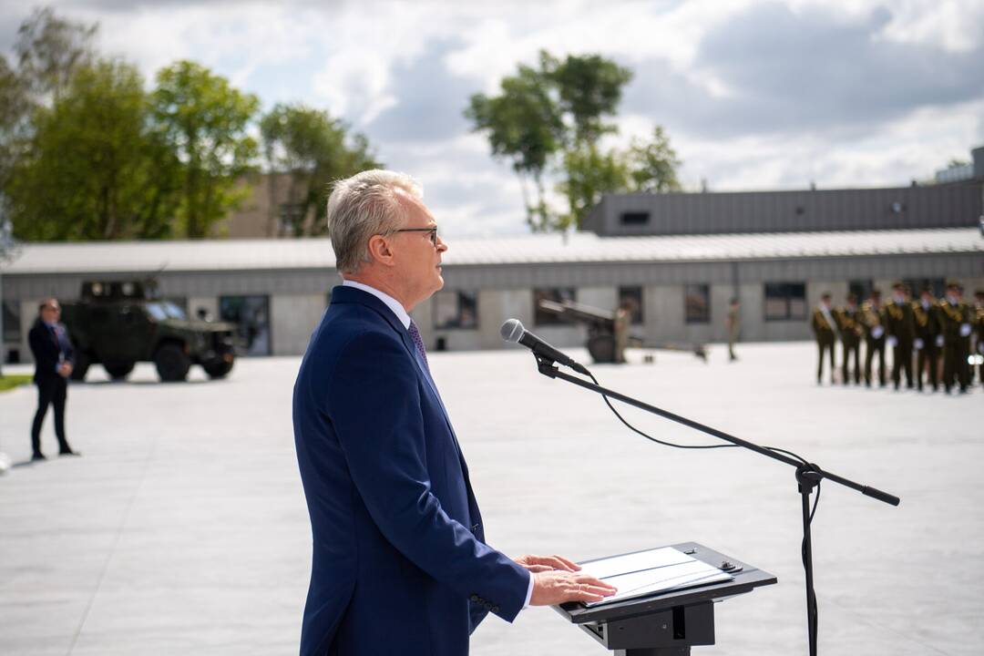 Atidarytas Šiaulių karinis miestelis
