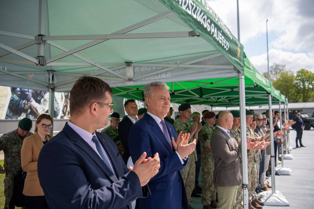 Atidarytas Šiaulių karinis miestelis