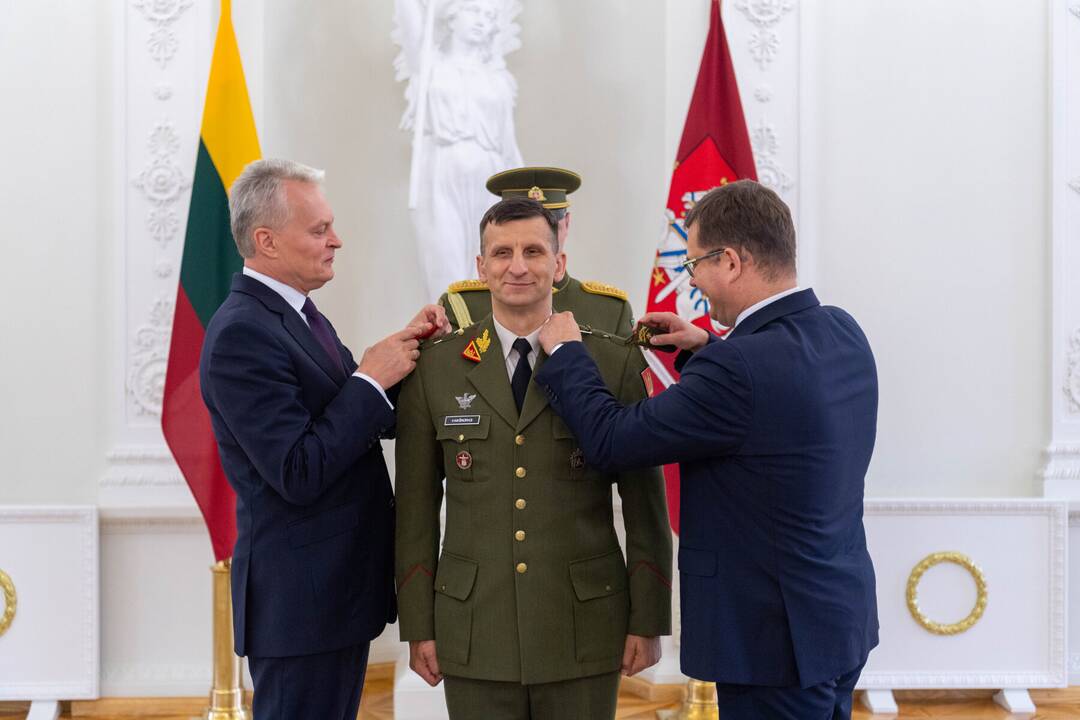 Gitanas Nausėda (kairėje) ir Raimundas Vaikšnoras