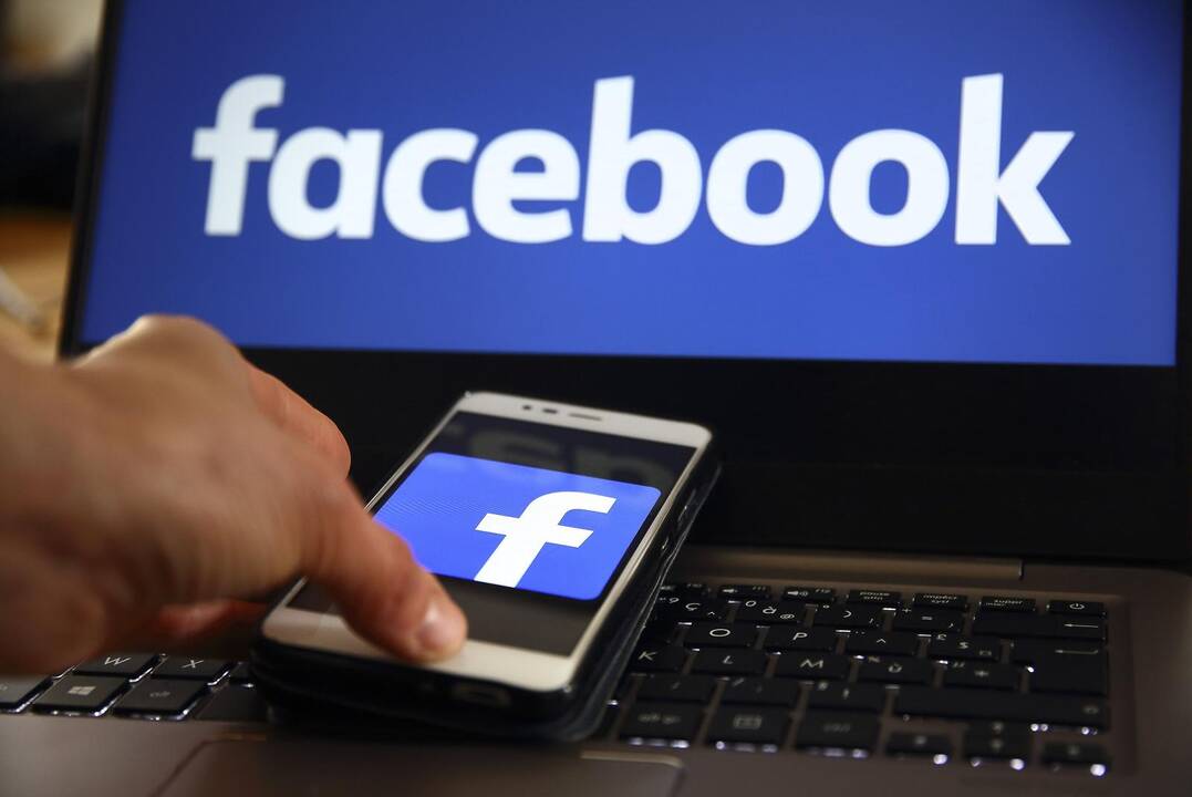 „Facebook“ programinė klaida suteikė prieigą prie 6,8 mln. vartotojų nuotraukų