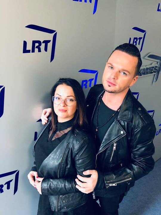 Ruslanas Kirilkinas su pussesere Julija