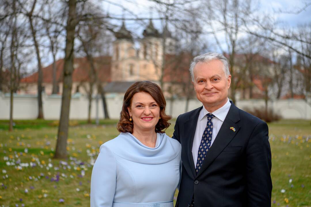 Nausėdos sveikina šv. Velykų proga: tegul gerumas tampa pagrindu viskam