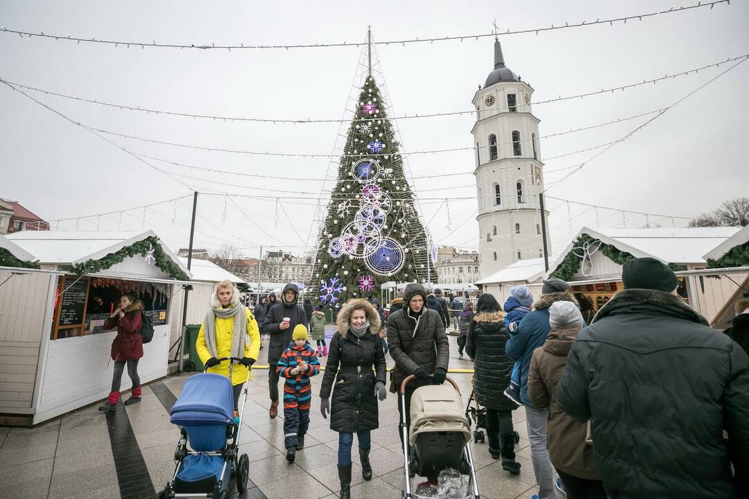Sostinėje susirinko šeši Kalėdų Seneliai