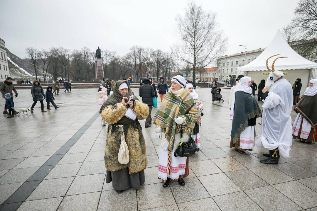 Sostinėje susirinko šeši Kalėdų Seneliai