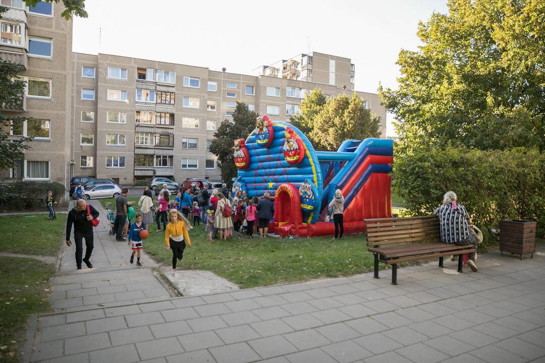 Vilniuje atidaryta poeto S. Gedos vardo alėja