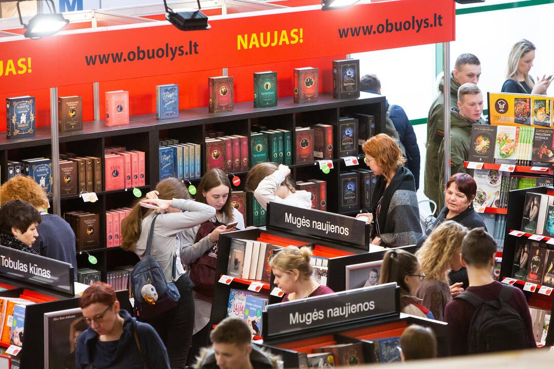 Bankrutuoja „Obuolio“ knygas leidusi įmonė, prekės ženklas – jau kitose rankose