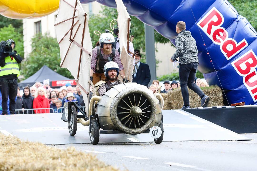 „Red Bull muilinių lenktynės“ Kaune