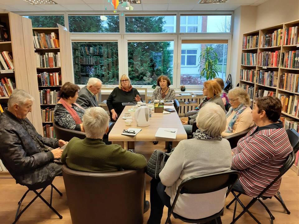 Žingsnis: bibliotekoje kauniečiai perlipo ribą, skiriančią menininkus ir auditoriją – patys tapo kūrėjais.