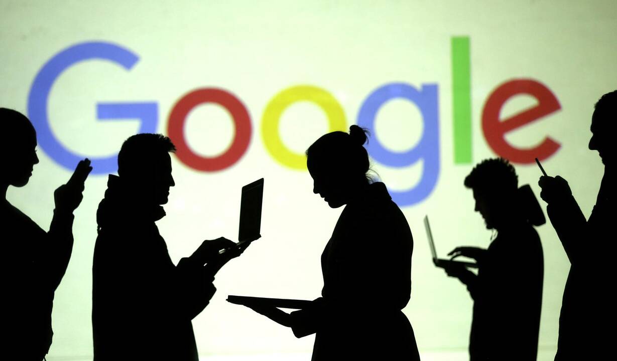 „Google“ kirtis: blokavo dezinformacijos paskyras, siejamas su Iranu