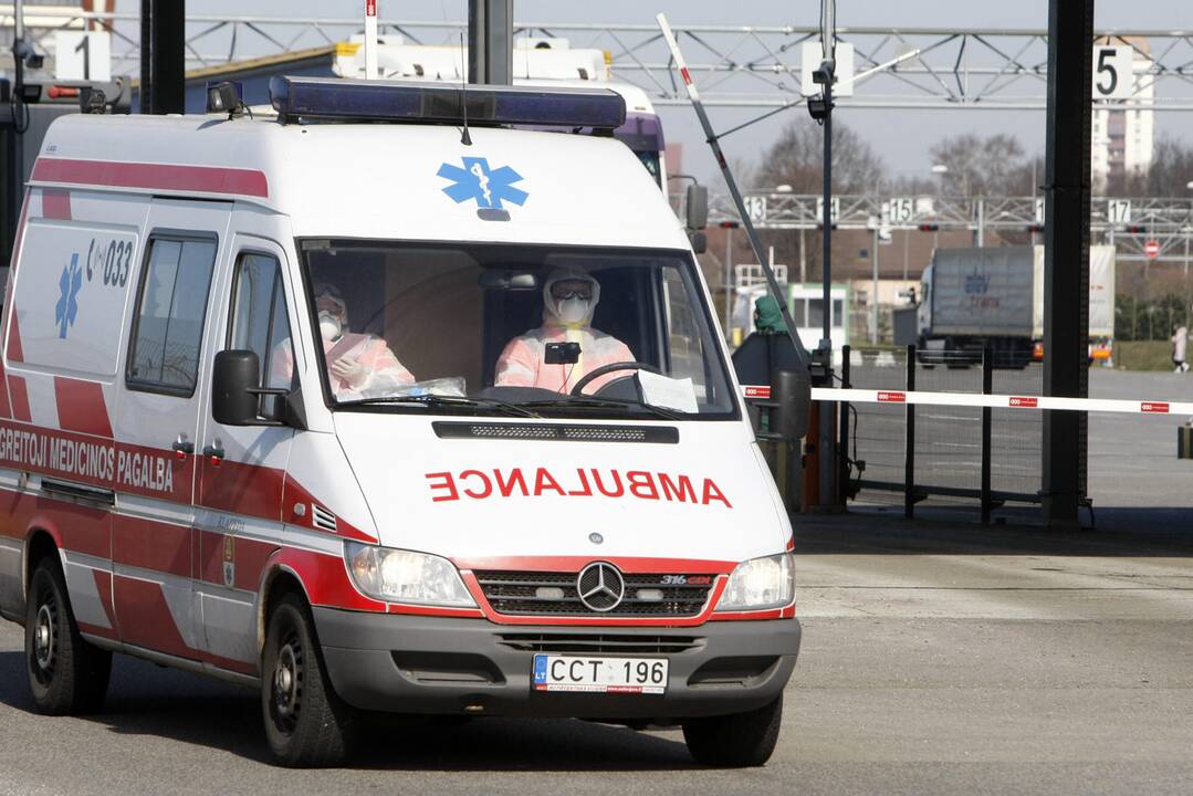 Grįžusius keltu į Klaipėdą pasitiko ginkluota palyda