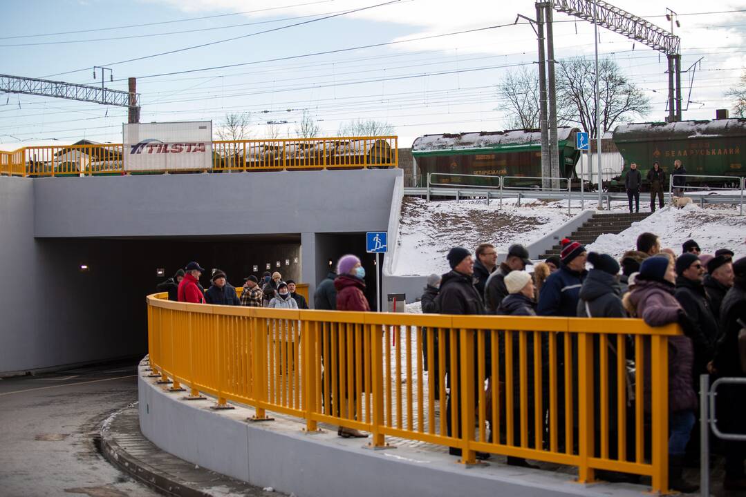 Lentvaryje atidarytas naujas tunelis po geležinkeliu