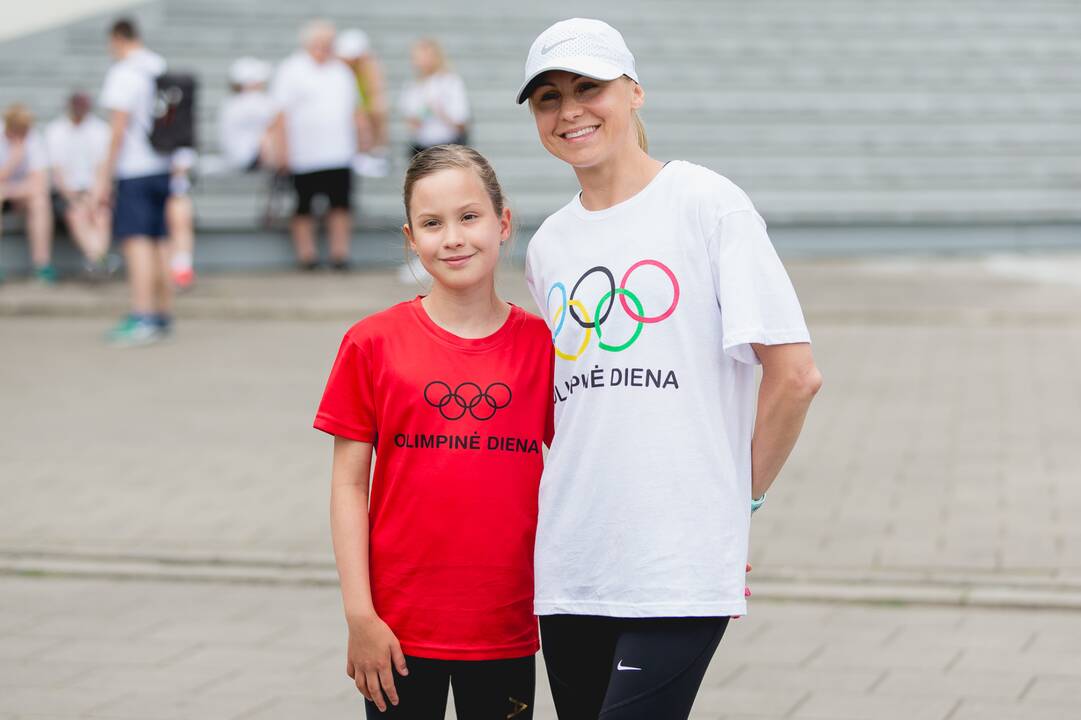 Laura Asadauskaitė-Zadneprovskienė