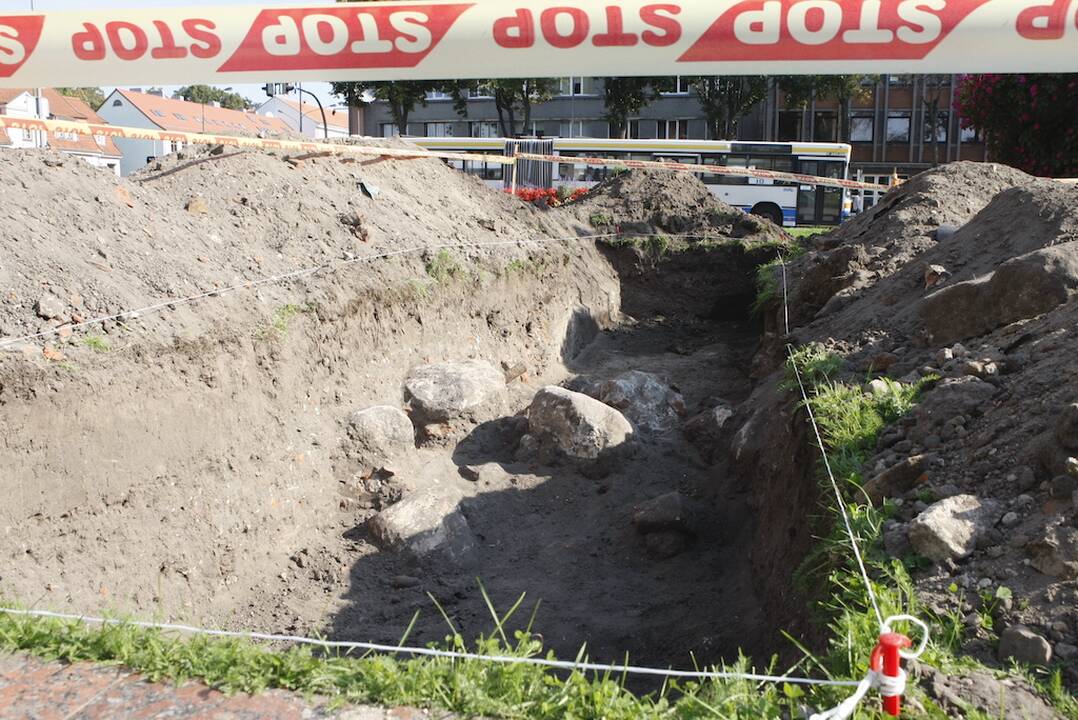 Planai: tikimasi, kad jau kitą pavasarį Atgimimo aikštėje, kur žvalgomieji tyrimai atlikti dar prieš septynerius metus, bus pradėti išsamūs archeologiniai kasinėjimai.