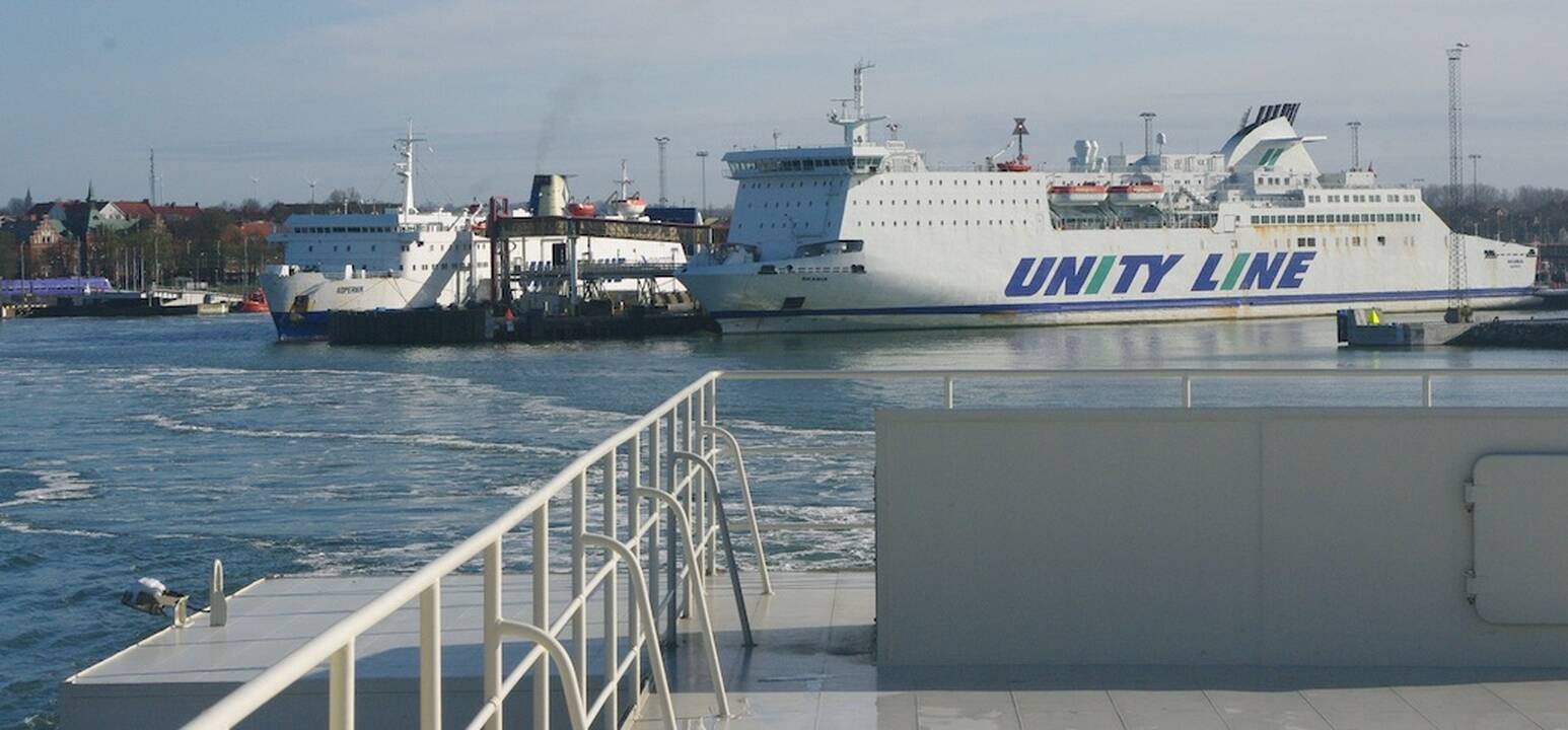 Laivyba: lenkų keltai Istade.