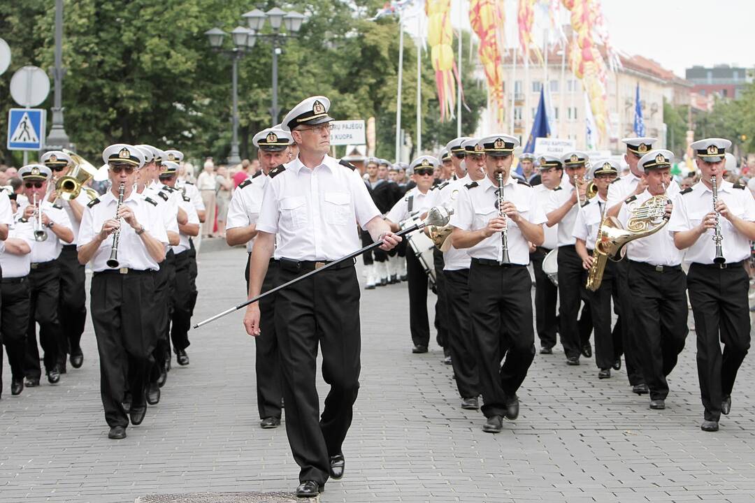 Nebereikia: P.Memėnas buvo neatskiriamas nuo orkestro, o orkestras – nuo visų Klaipėdos švenčių.