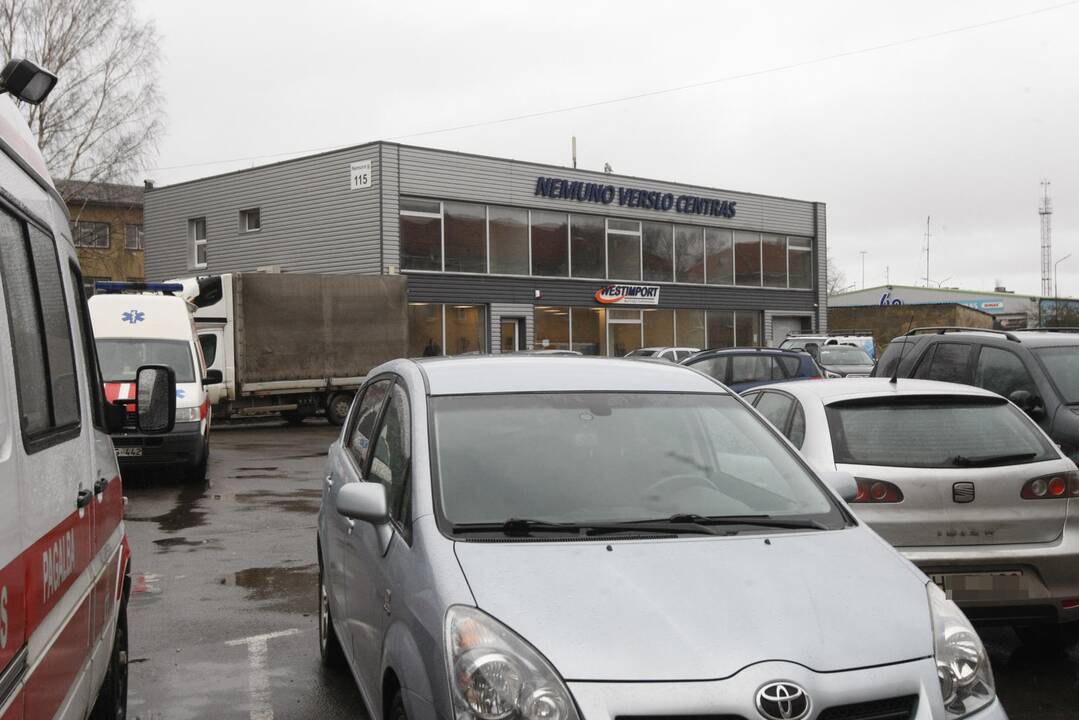 Problema: gyventojams teks pratintis dienos metu neužstatyti privačios automobilių aikštelės.