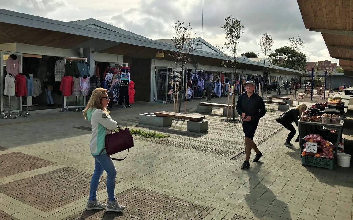 Atnaujintuose paviljonuose verda prekyba, o šalia netrukus duris  atvers dar 30 naujų prekybos vietų.