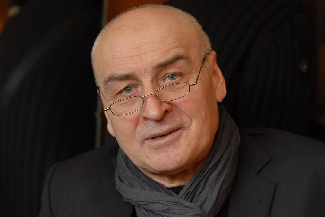 K. Meškys.