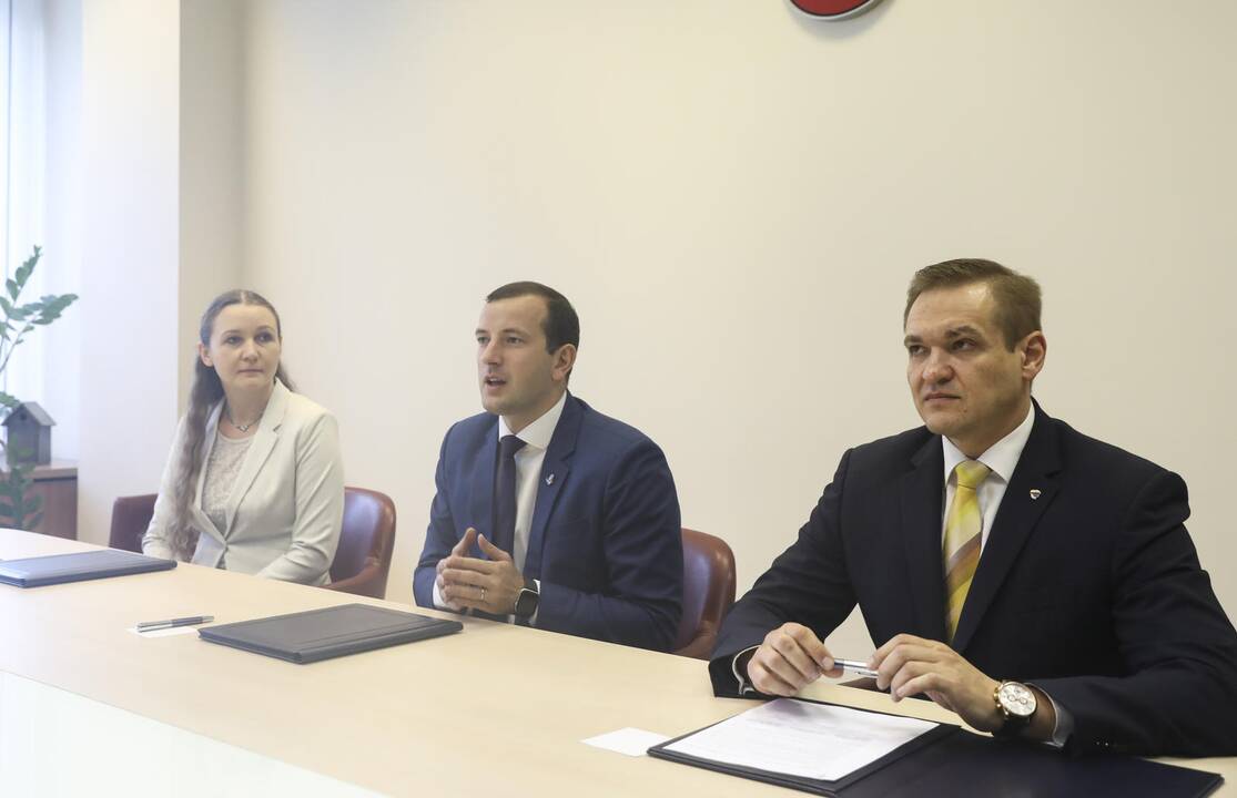 Evelina Gudzinskaitė, Virginijus Sinkevičius, Eimutis Misiūnas