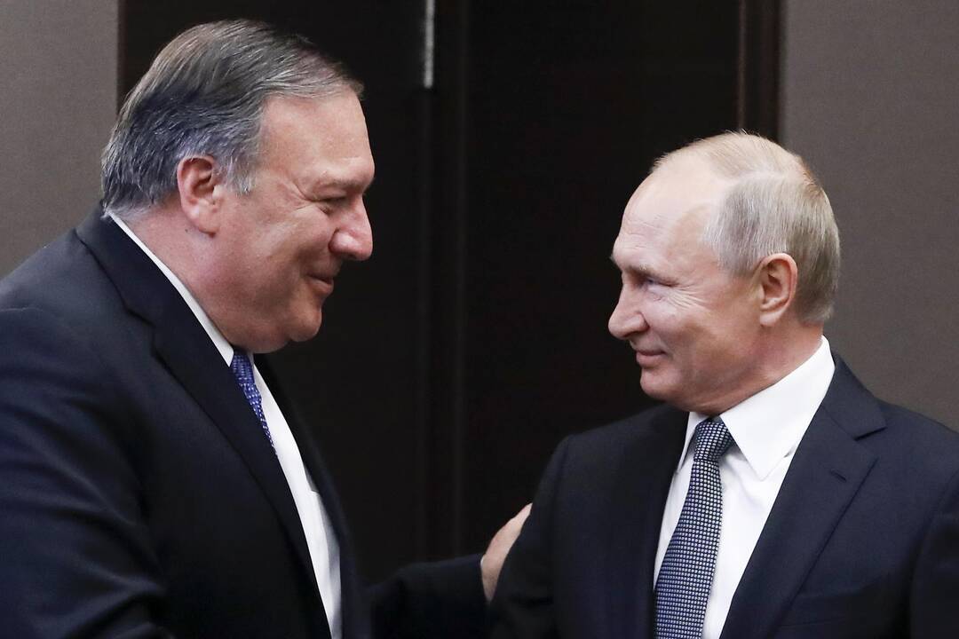 M. Pompeo ir V. Putinas