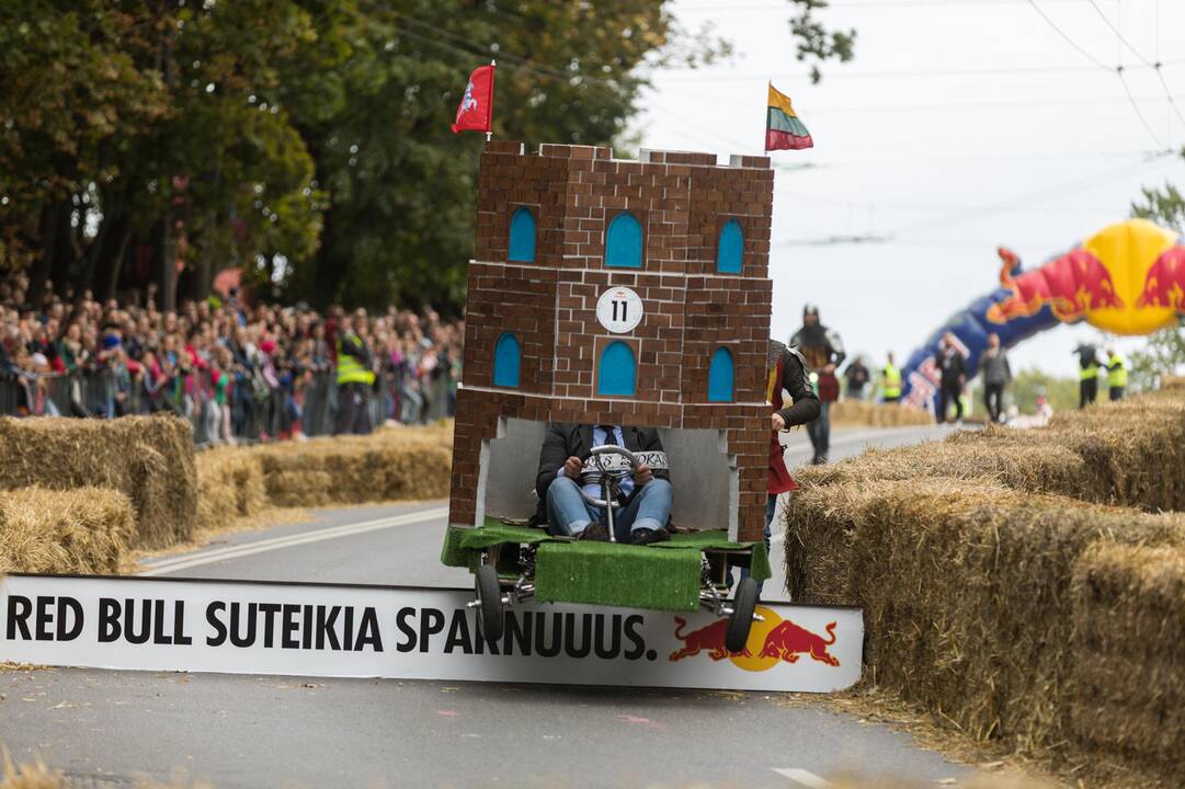 „Red Bull muilinių lenktynės“ Kaune