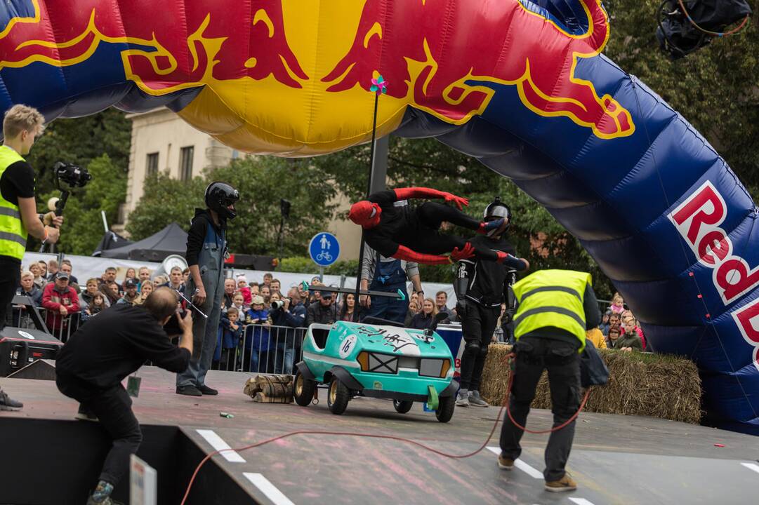 „Red Bull muilinių lenktynės“ Kaune