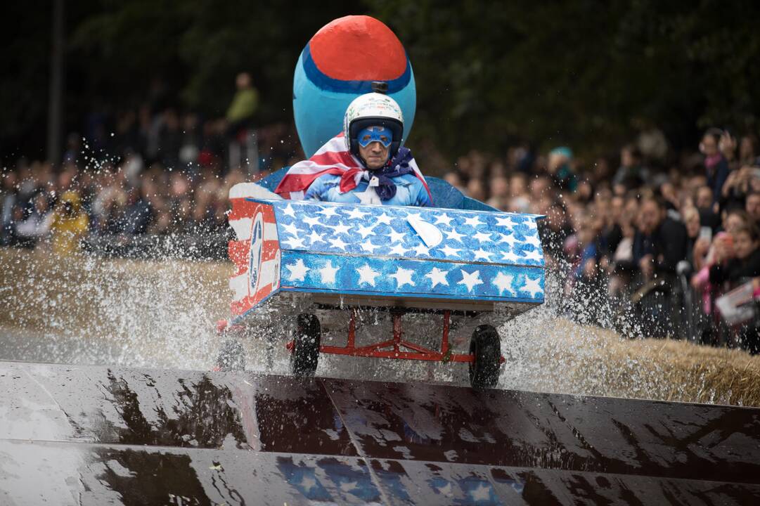 „Red Bull muilinių lenktynės“ Kaune
