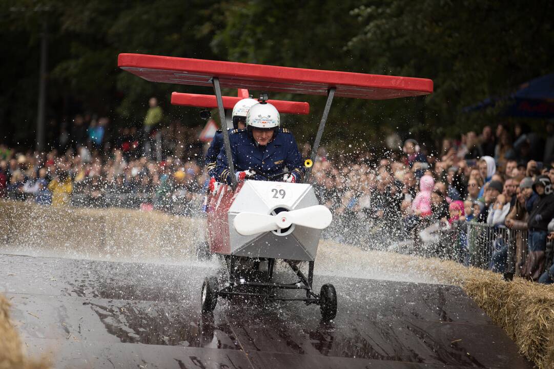 „Red Bull muilinių lenktynės“ Kaune