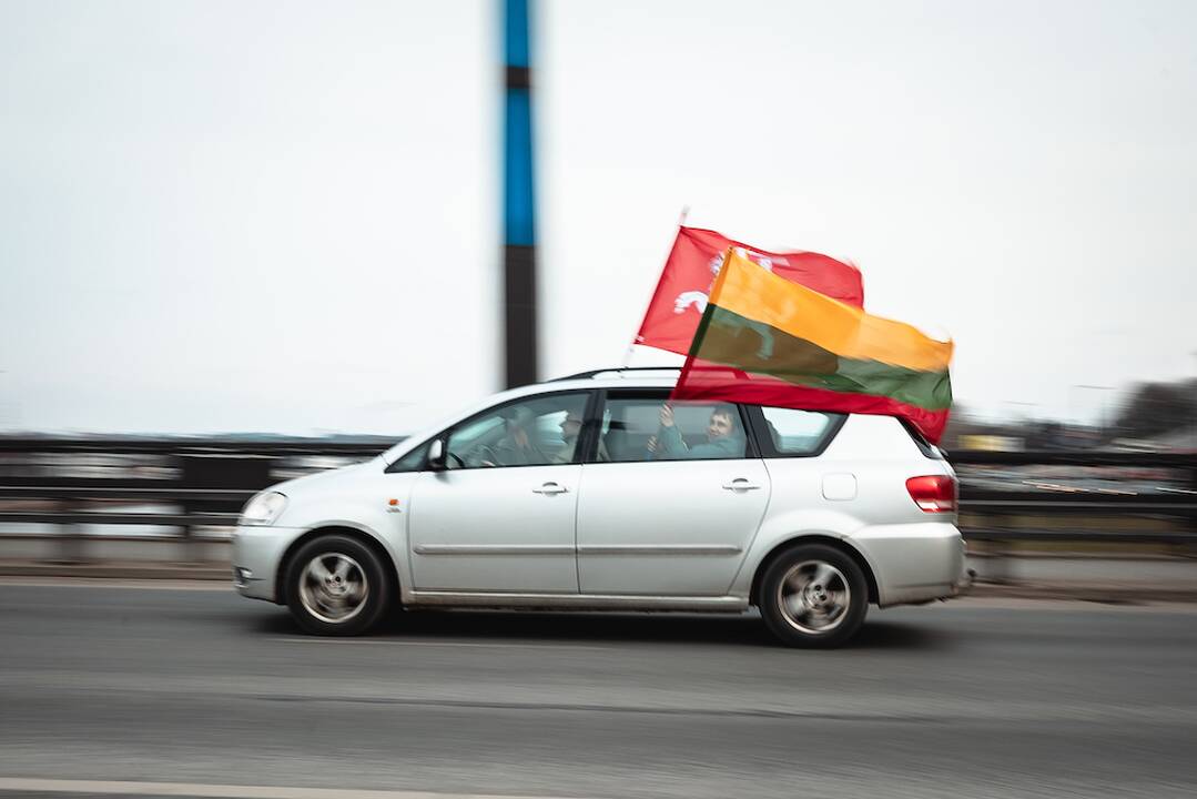 Iniciatyva: socialiniuose tinkluose klaipėdiečiai registruojasi organizuotai vykti į šeštadienį Vilniuje rengiamą Šeimų maršą.