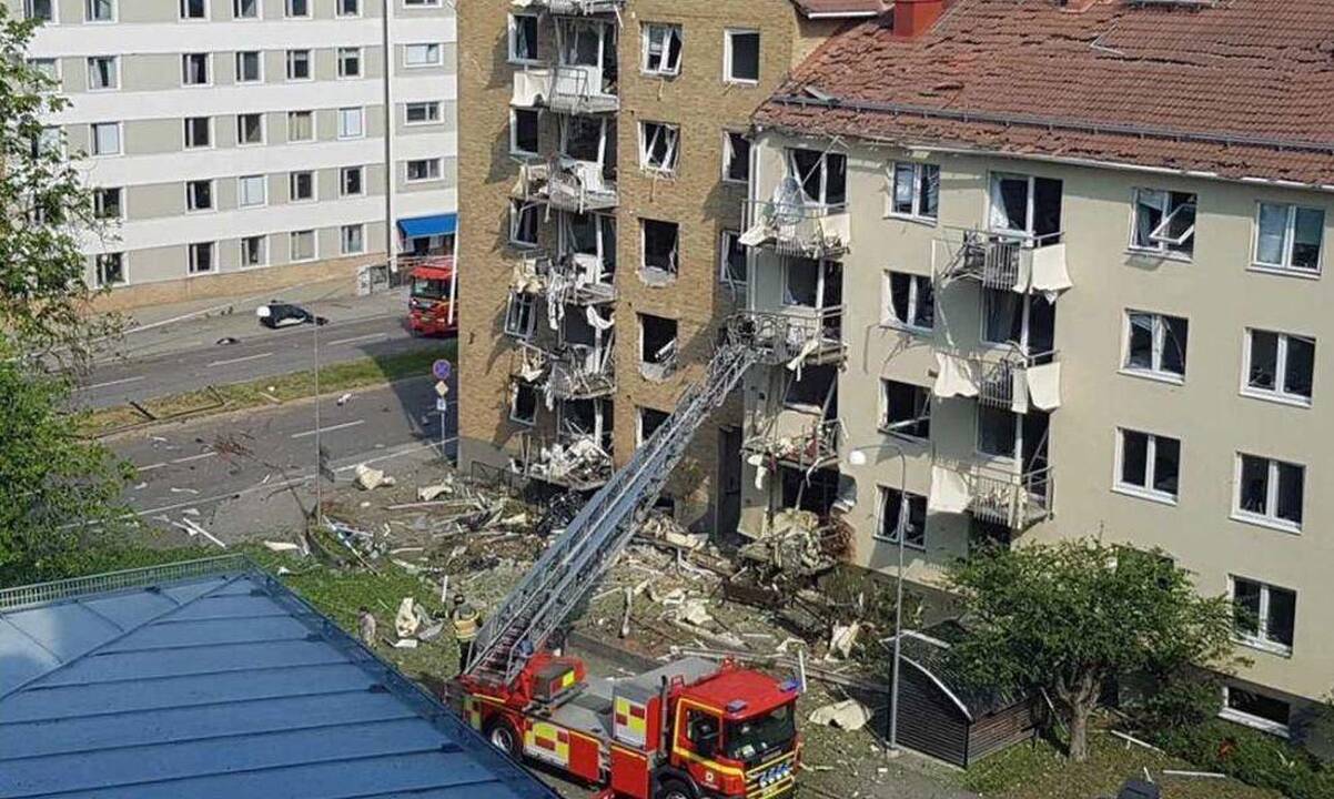 Pietų Švedijoje galingas sprogimas apgadino du namus, sužeisti apie 25 žmonės